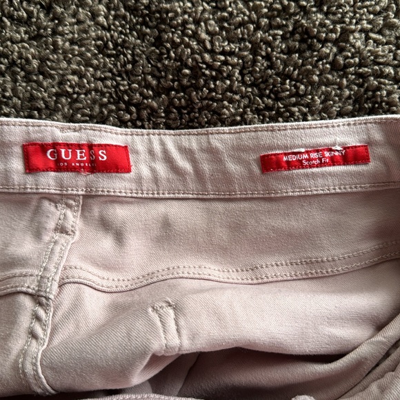 Men’s or Women’s Pink Guess jeans - Picture 2 of 7
